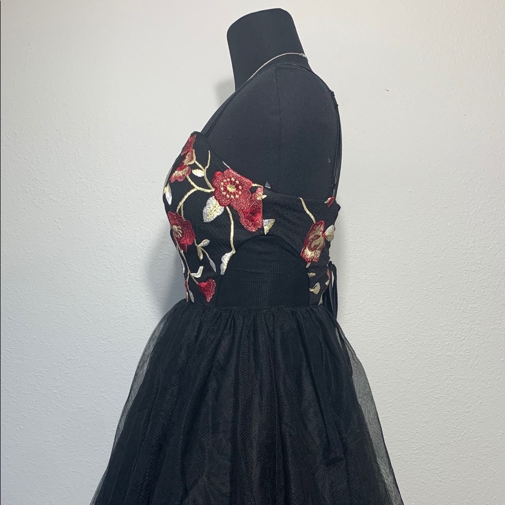 Homecoming Dress - Picture 4 of 8